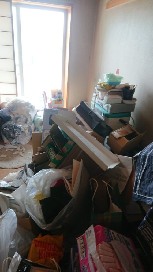 ゴミ屋敷和室4作業前