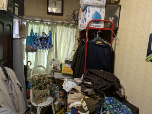 マンション遺品処分洋室作業前2