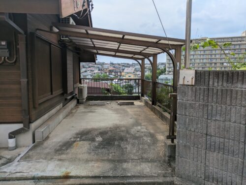 ガレージ草むしり後