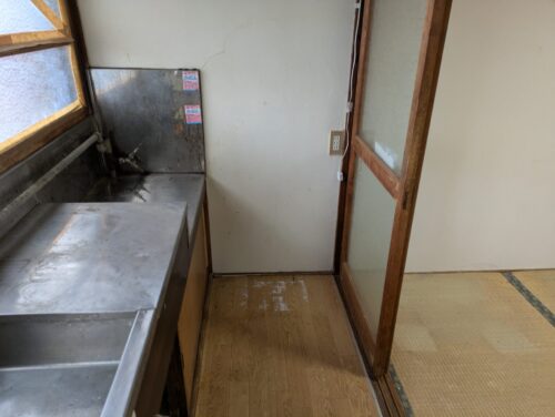 アパートのお部屋残置物キッチン処分後
