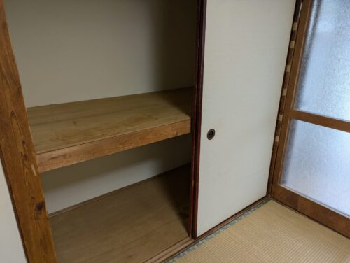 アパートのお部屋残置物押入れ処分後