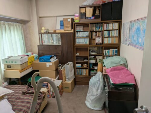 マンション残置物処分洋室作業前