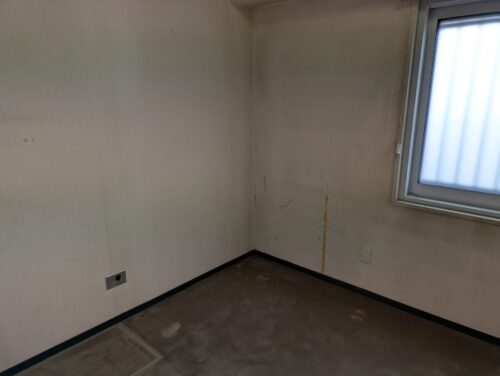 マンション残置物処分洋室作業後2