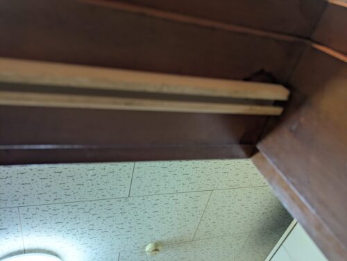 アコーディオンカーテンのレールごと取り外し