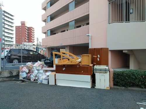 団地やマンションの粗大ゴミ置き場