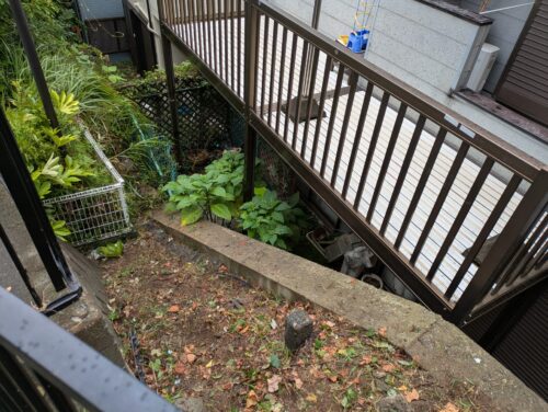 アパートのり面草むしり後