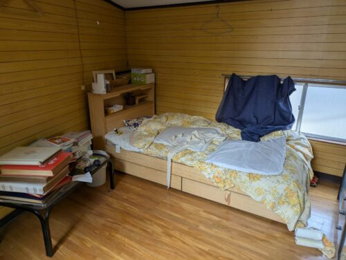 戸建て引越後処分3階寝室作業前1