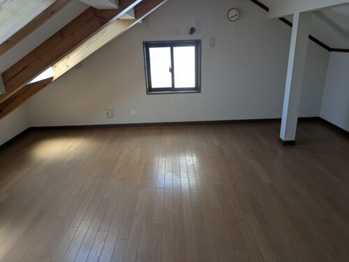 戸建て残置物処分３階作業後