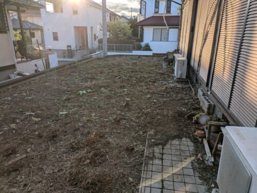 家周り南側庭伐採、草刈り後