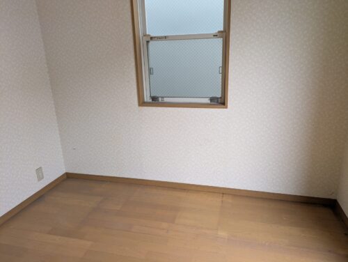 3階建戸建て残置物処分3階洋室作業後2