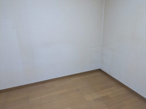 3階建戸建て残置物処分1階洋室作業後