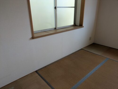 3階建戸建て残置物処分3階和室作業後
