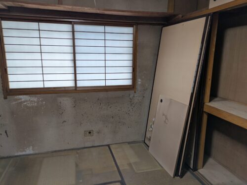 大量の残置物処分和室3作業後3